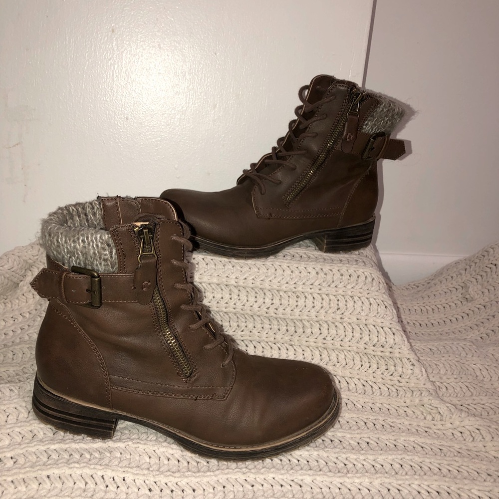 American Eagle Brown Knit Cuff Boots Size W7.5